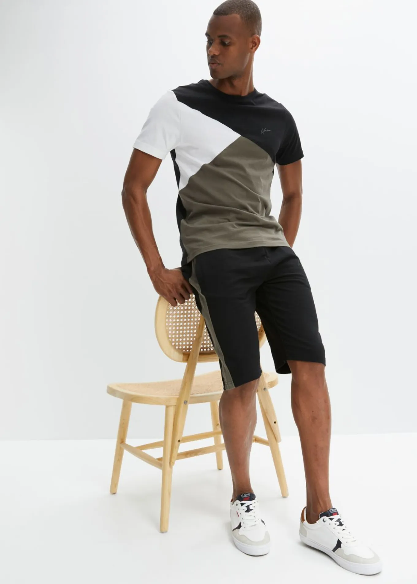 Camiseta y bermudas de chándal (2 piezas)