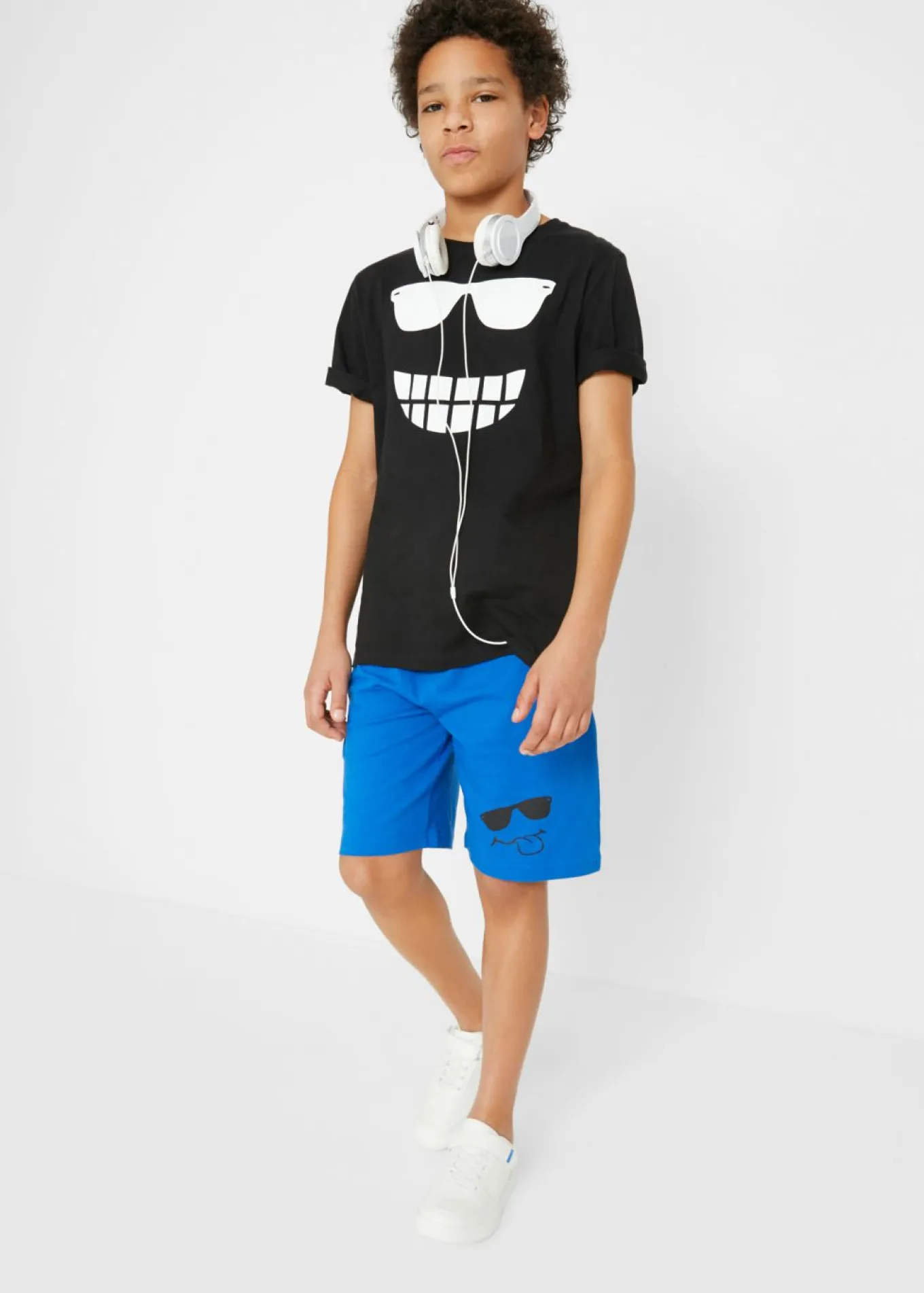 Camiseta y pantalón corto (2 piezas)