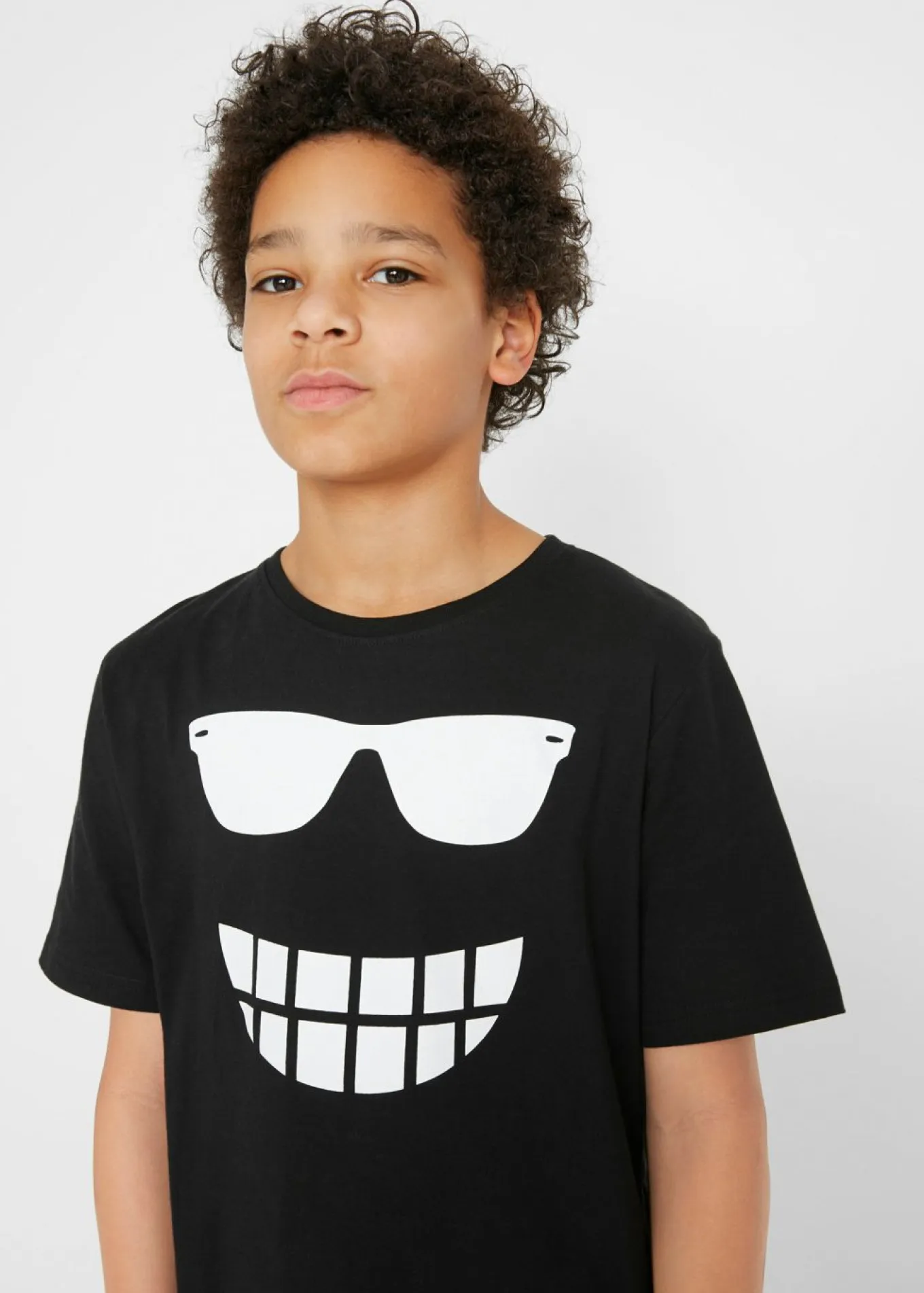 Camiseta y pantalón corto (2 piezas)