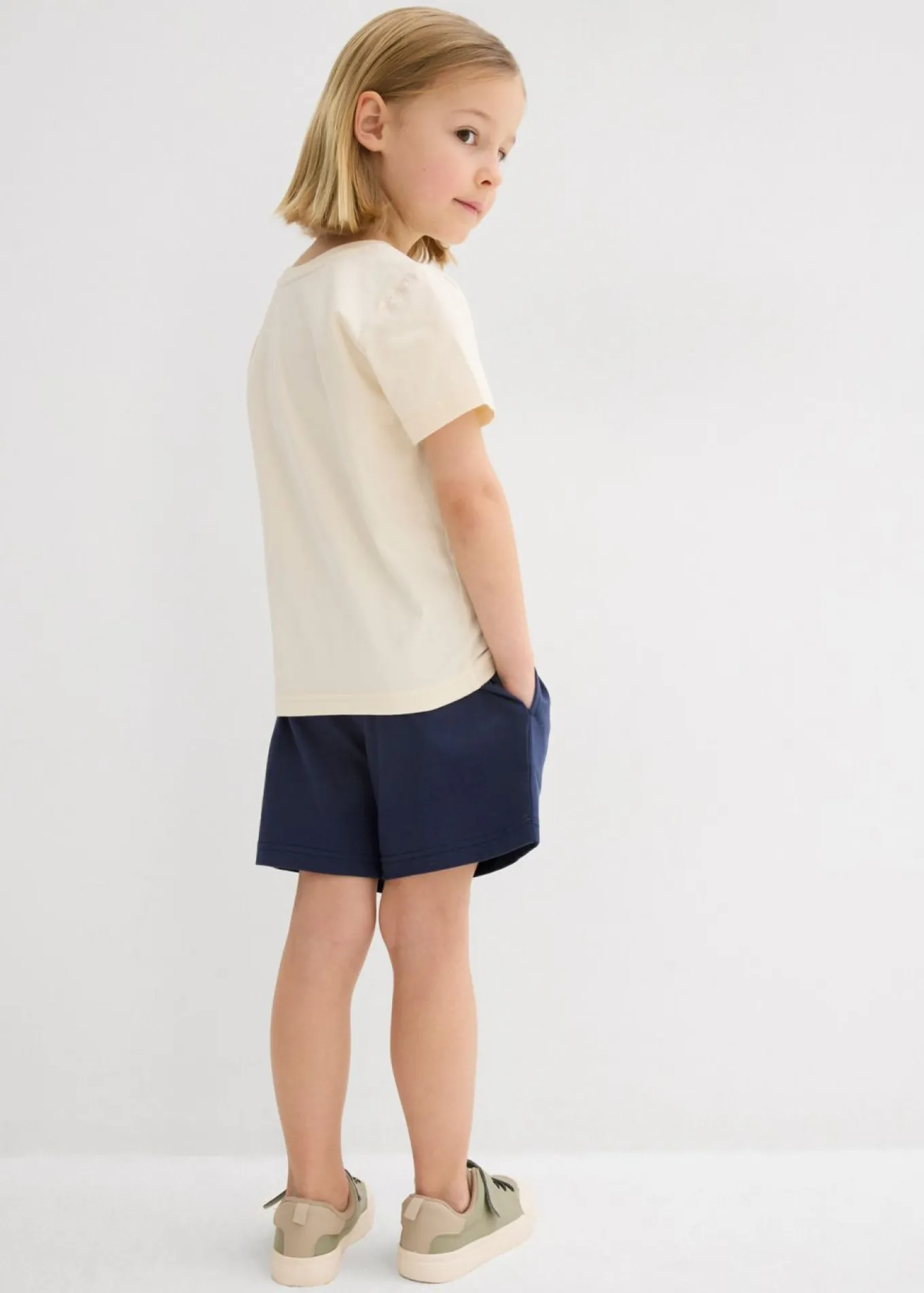 Camiseta y pantalón corto de punto (conjunto de 2 piezas) de algodón orgánico