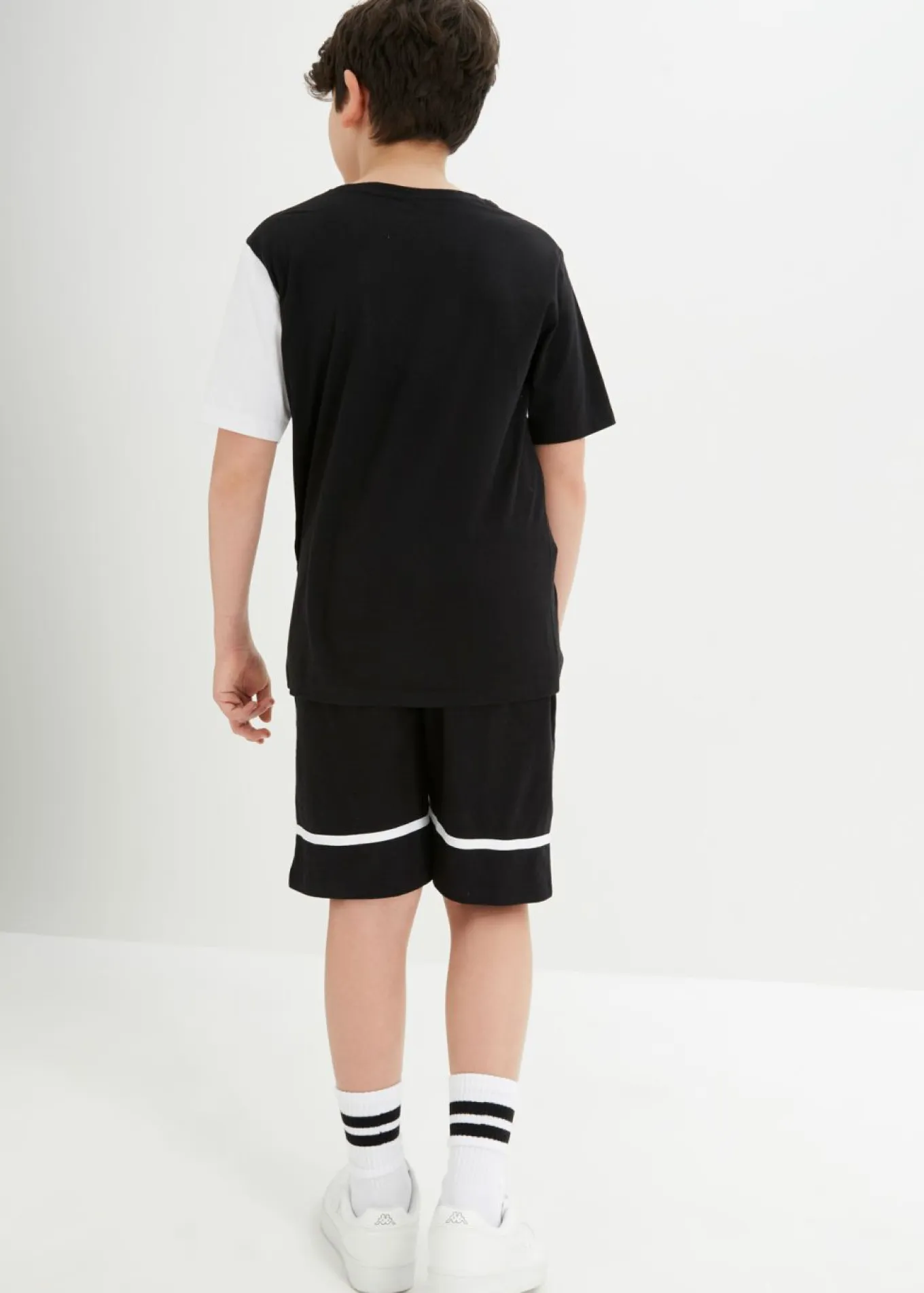 Camiseta y pantalón corto (2 piezas)