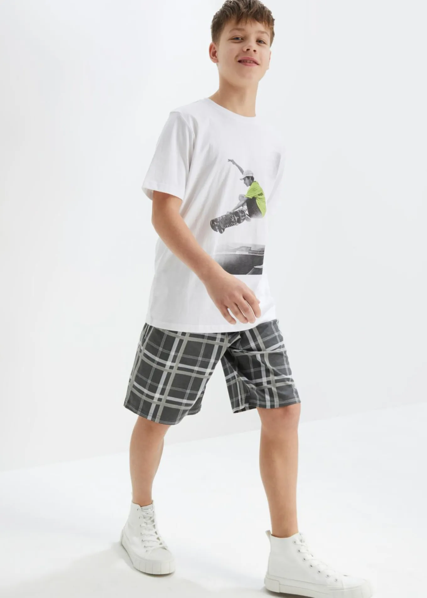 Camiseta y pantalón corto (conjunto de 2 piezas) de algodón orgánico