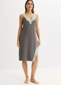 Camisón con viscosa y encaje
