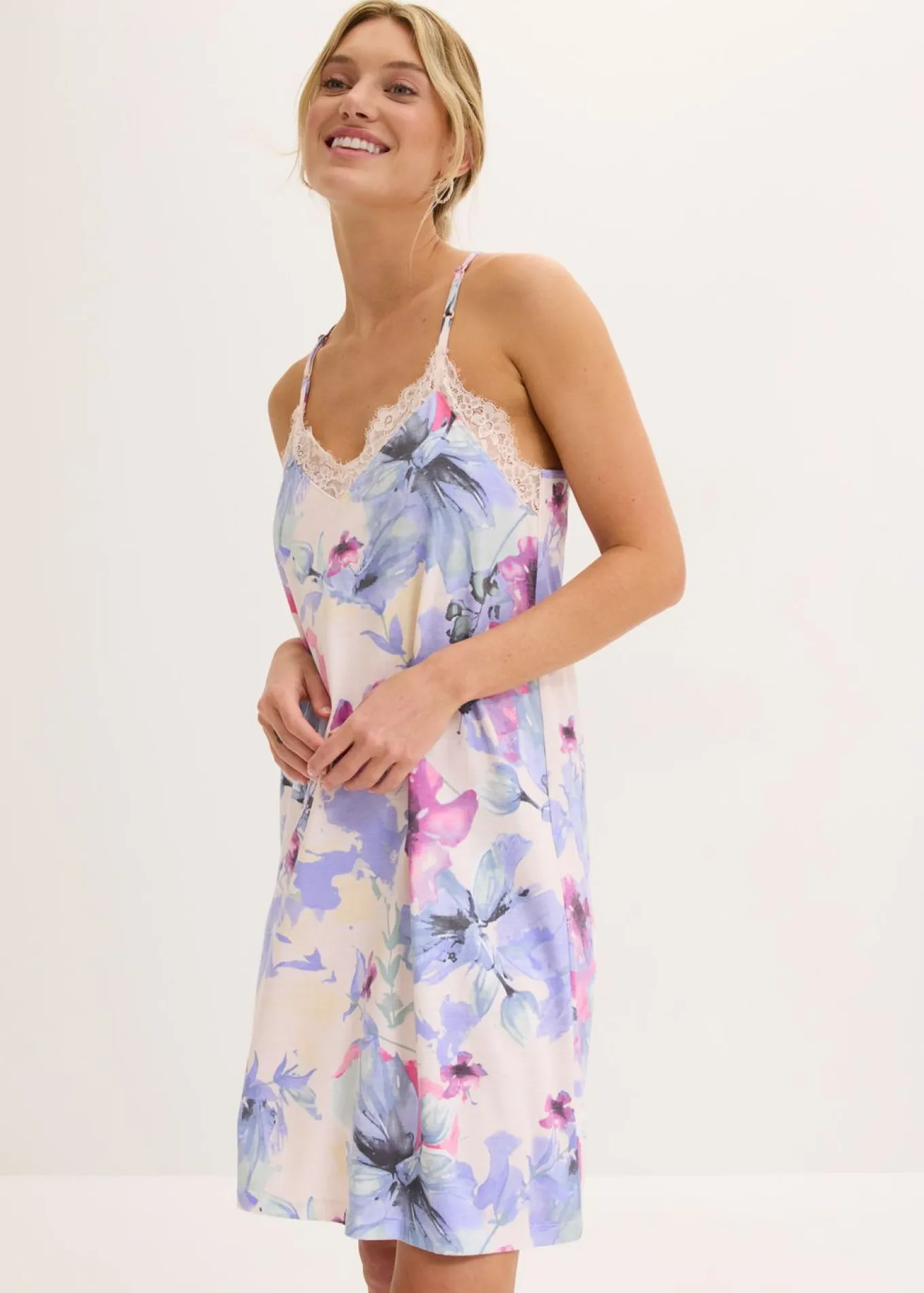 Camisón corto de suave mezcla de viscosa
