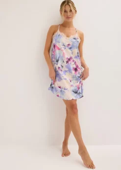 Camisón corto de suave mezcla de viscosa