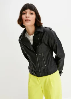 Cazadora de estilo biker