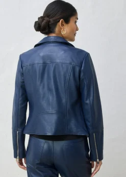 Cazadora motera de napa