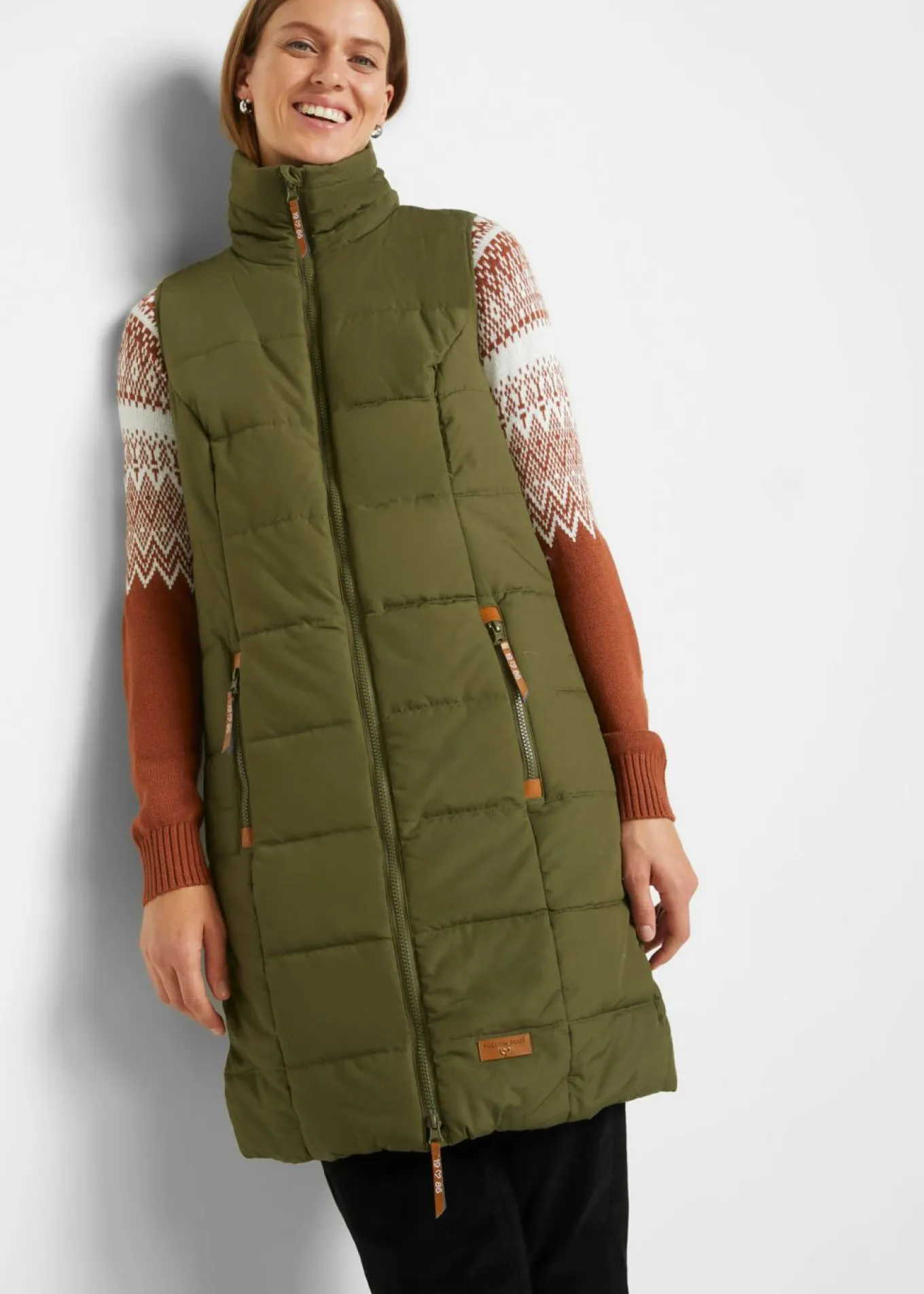 Chaleco largo con cuello alto