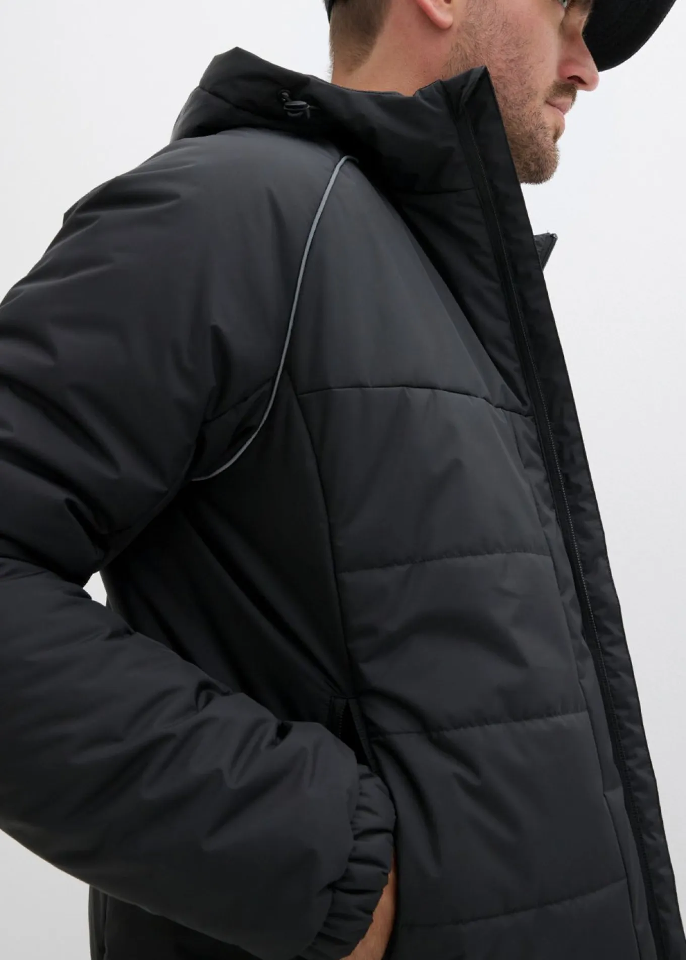 Chaqueta acolchada con capucha
