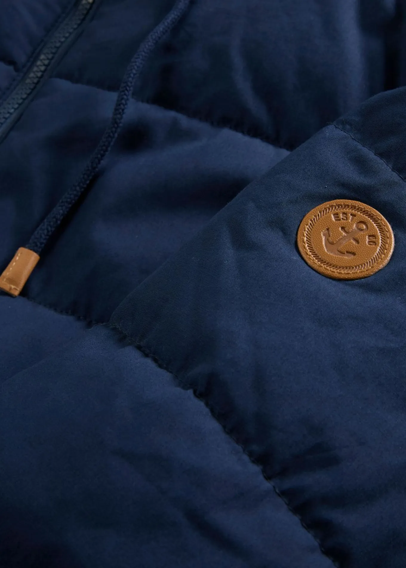 Chaqueta acolchada con corte de cazadora