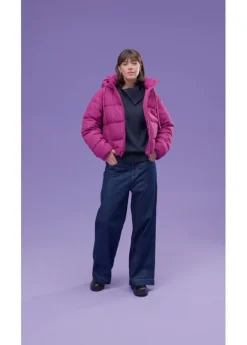 Chaqueta acolchada corta