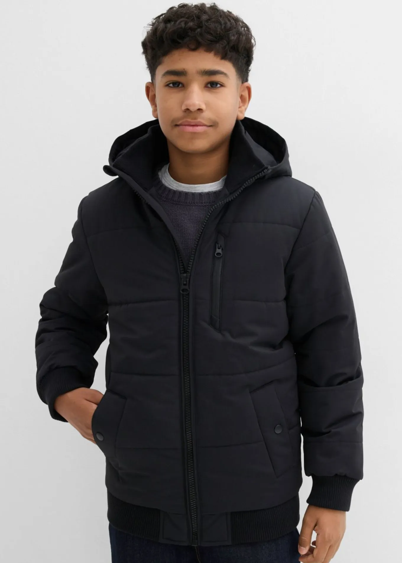 Chaqueta acolchada de invierno tipo cazadora con capucha