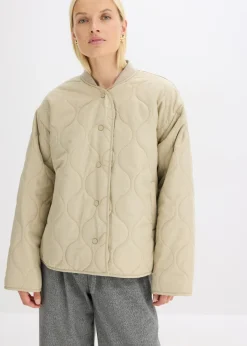 Chaqueta acolchada ultraligera con corte holgado