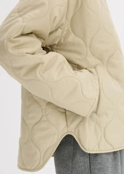 Chaqueta acolchada ultraligera con corte holgado
