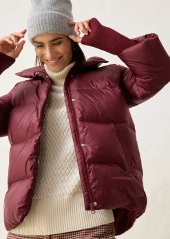 Chaqueta con plumón reciclado y mangas de punto