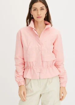 Chaqueta corta con cordón ajustable en la cintura
