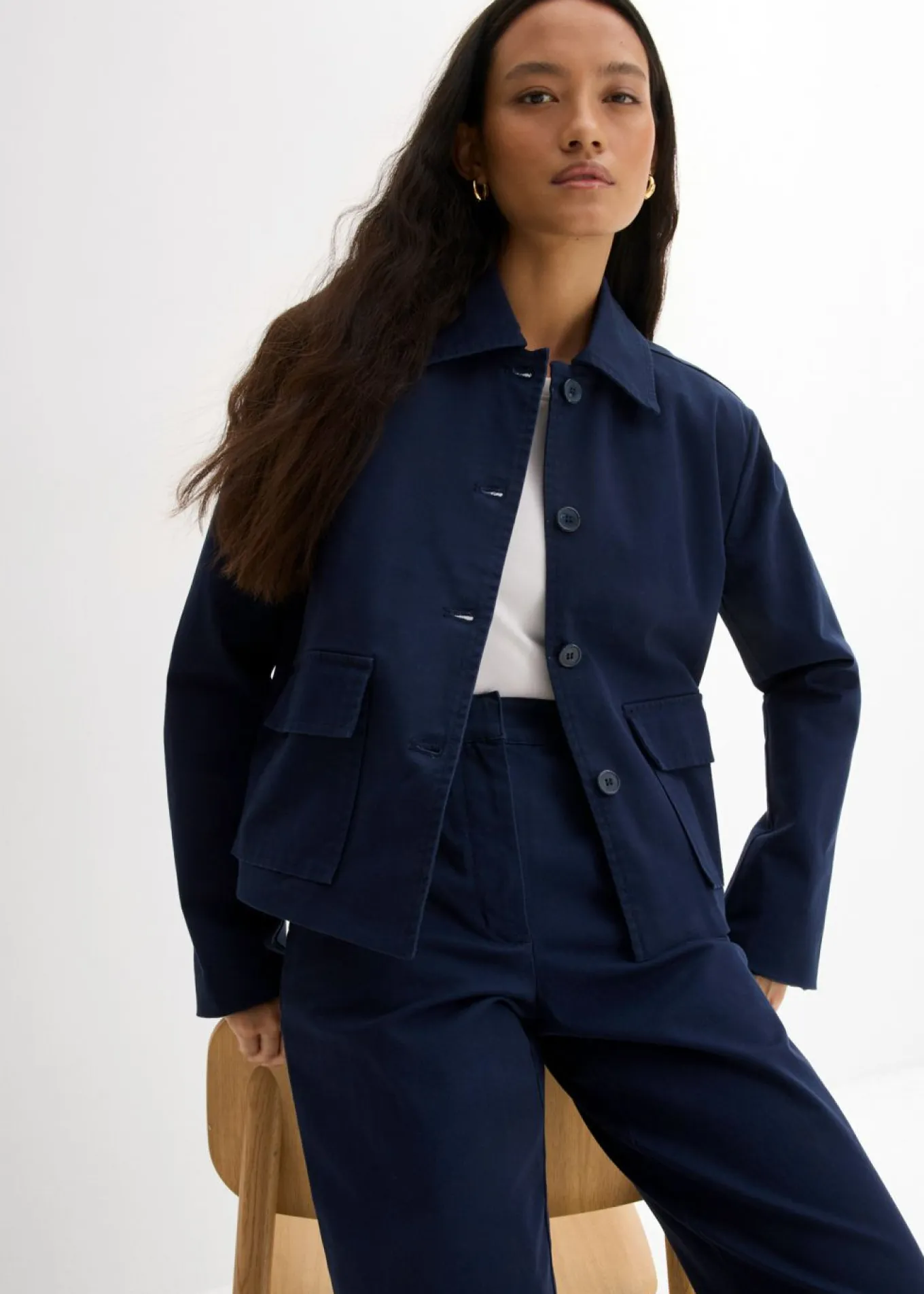 Chaqueta corta de entretiempo de mezcla de algodón orgánico elástico