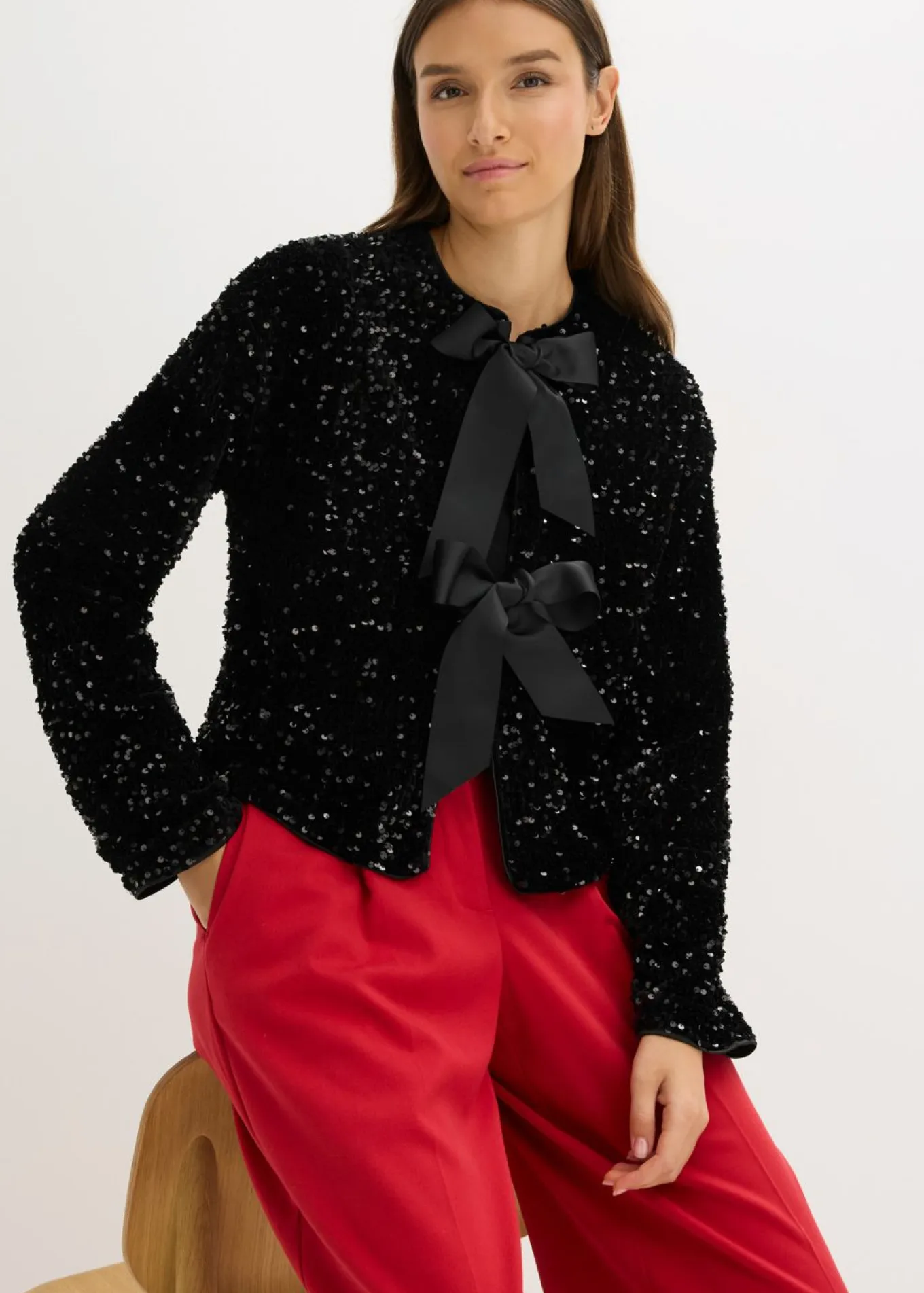 Chaqueta corta de lentejuelas