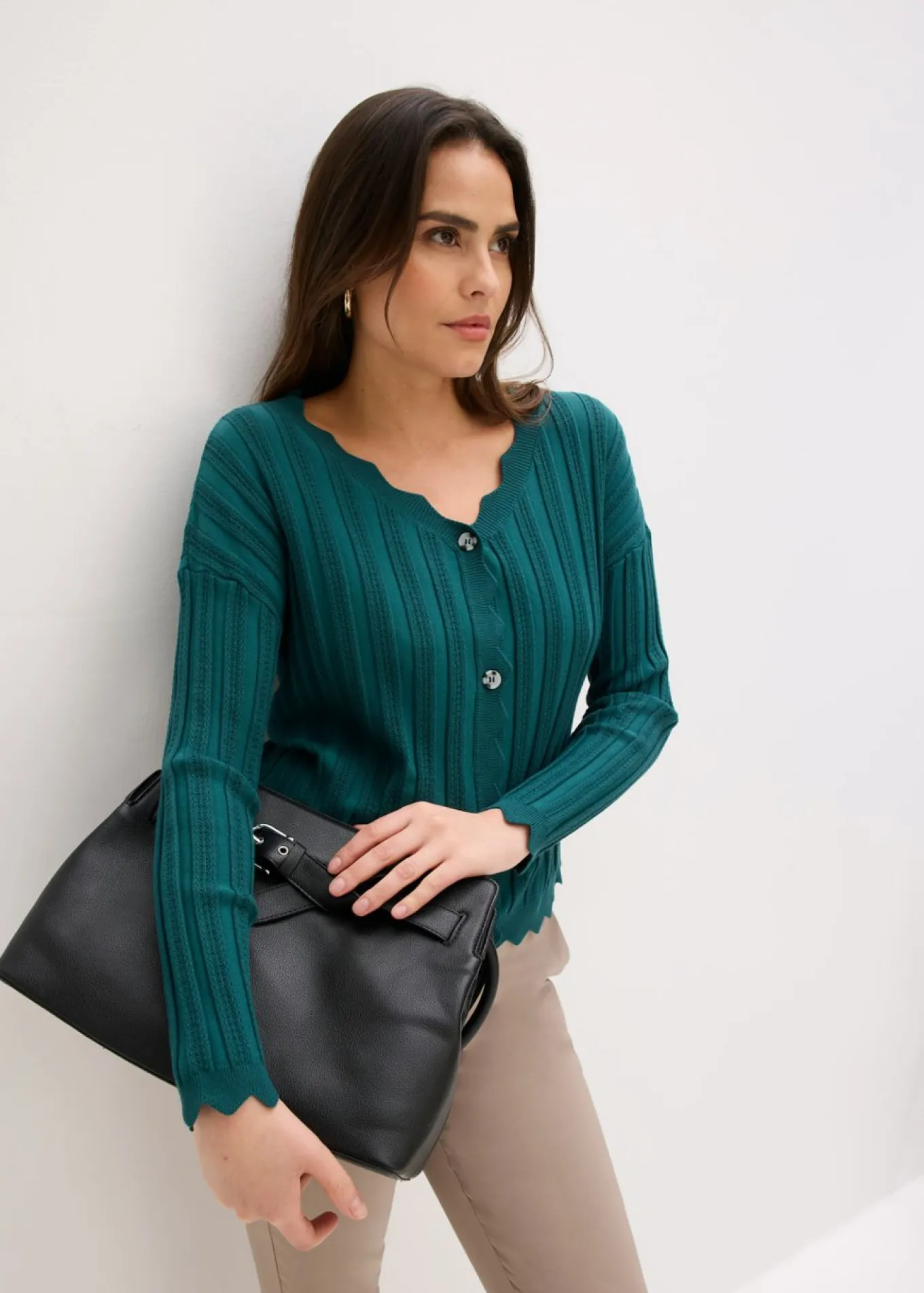 Chaqueta corta de punto ajour