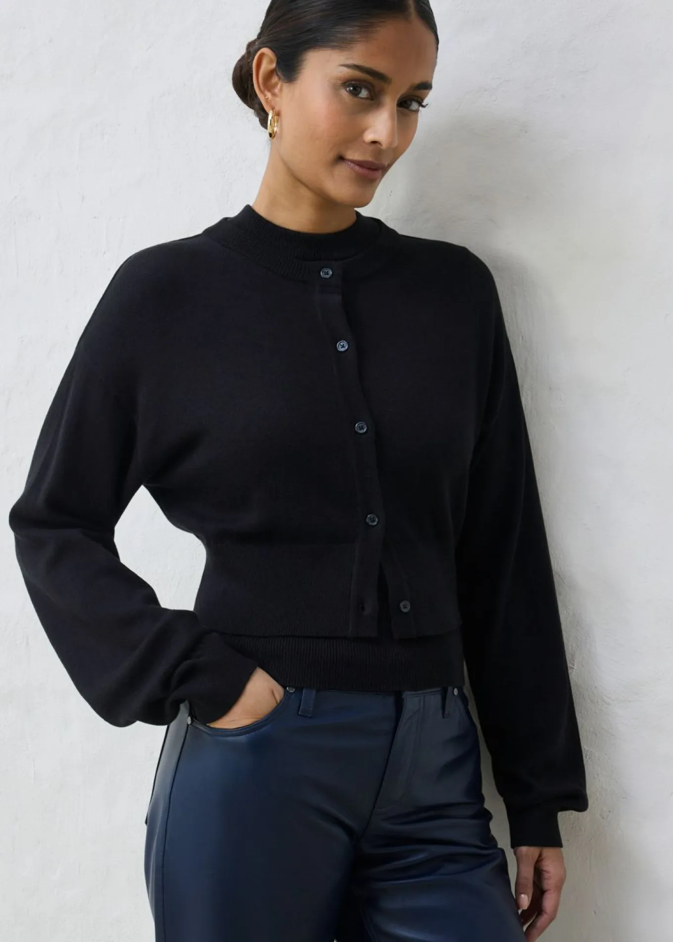 Chaqueta corta de punto con contenido de seda