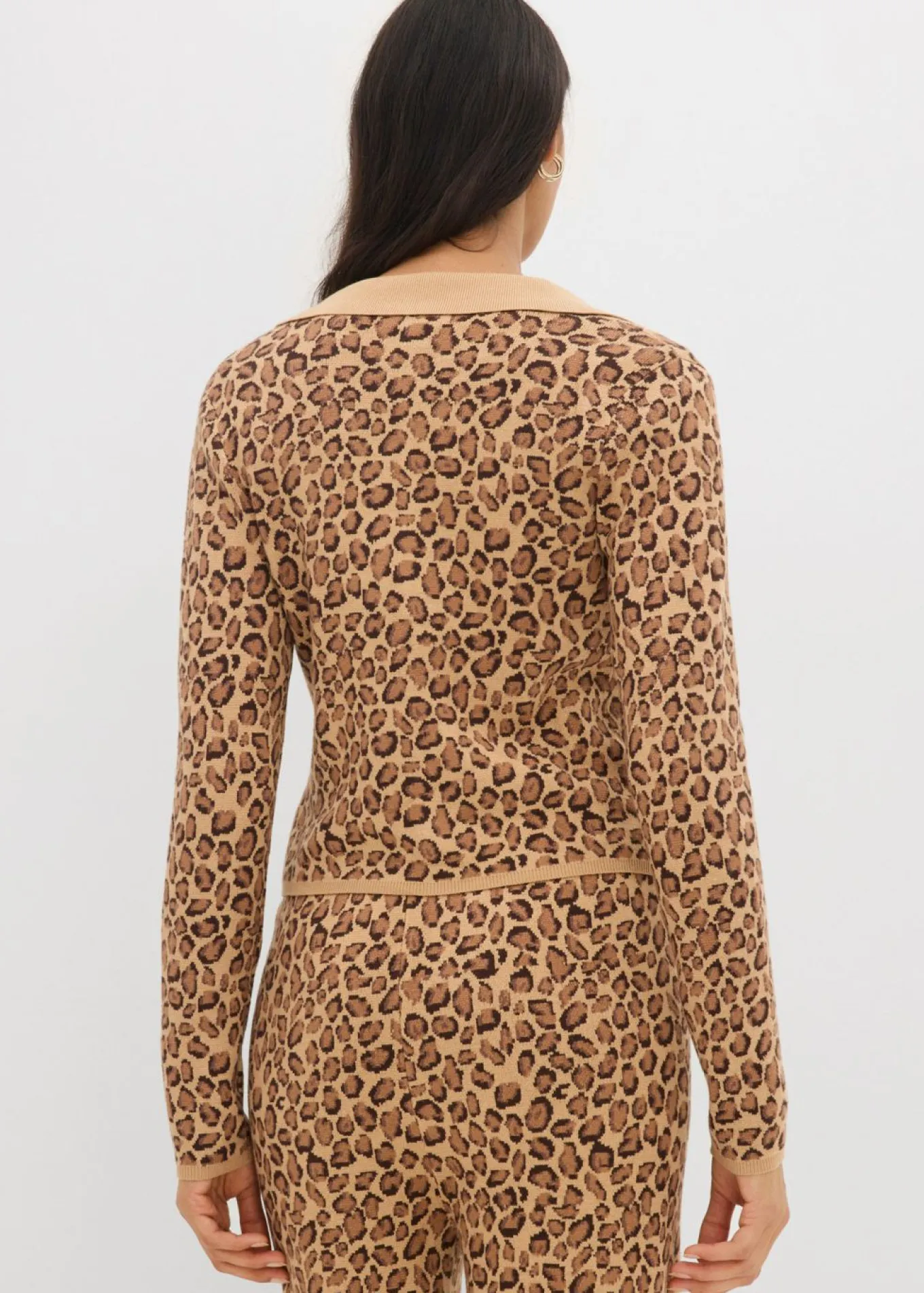 Chaqueta corta de punto fino