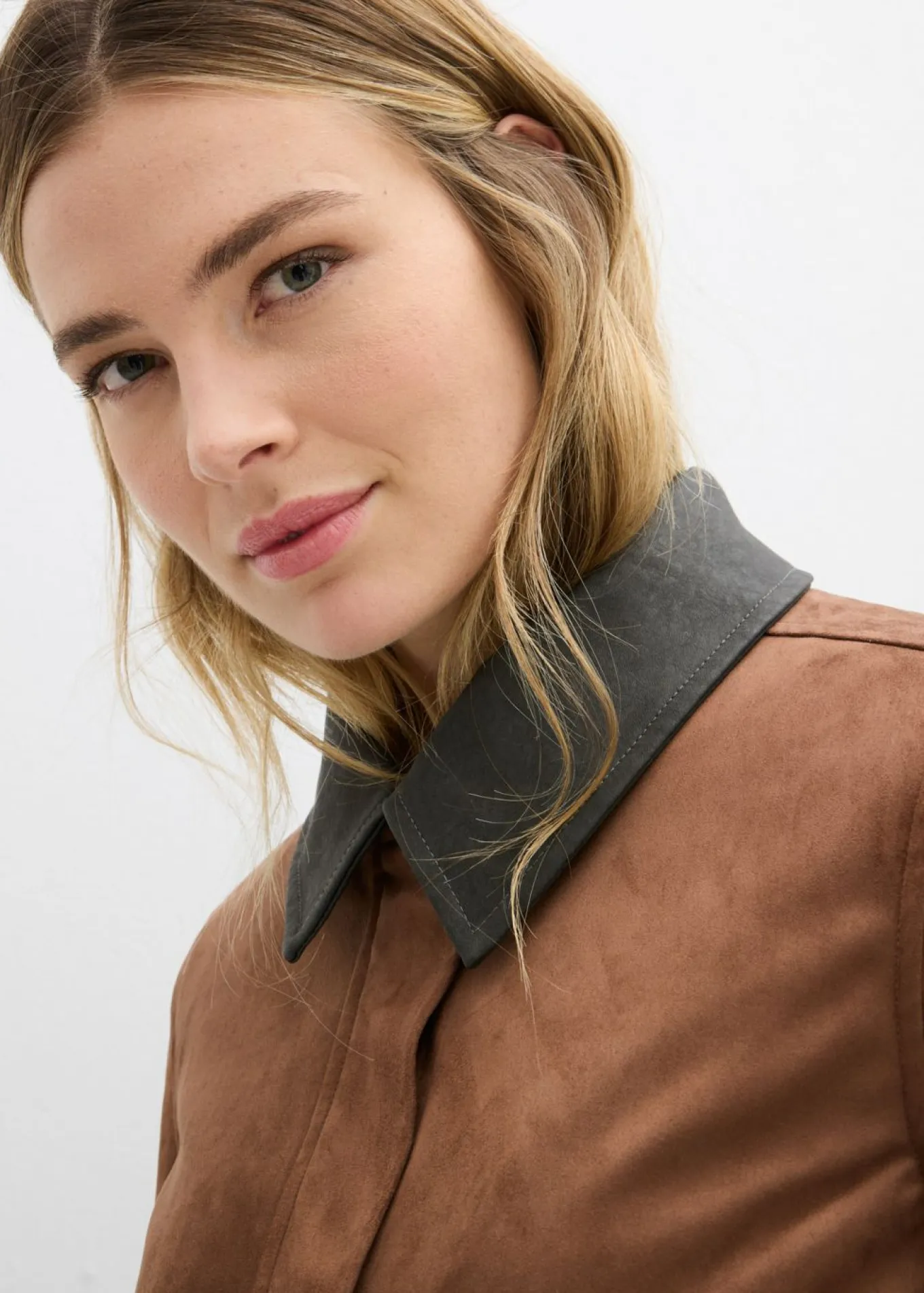 Chaqueta de ante sintético