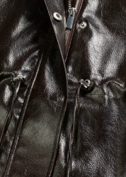 Chaqueta de charol sintético