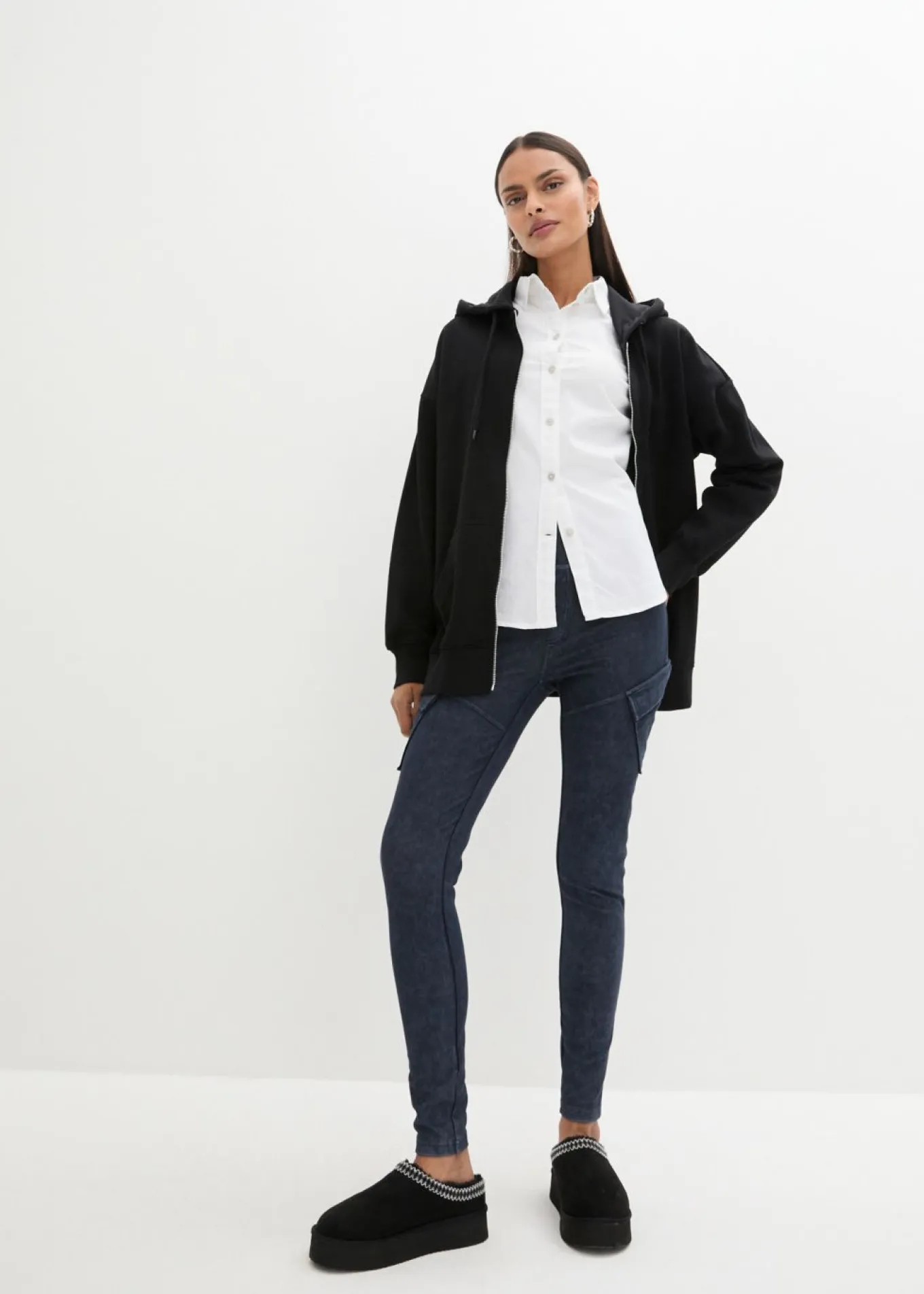 Chaqueta de chándal con capucha