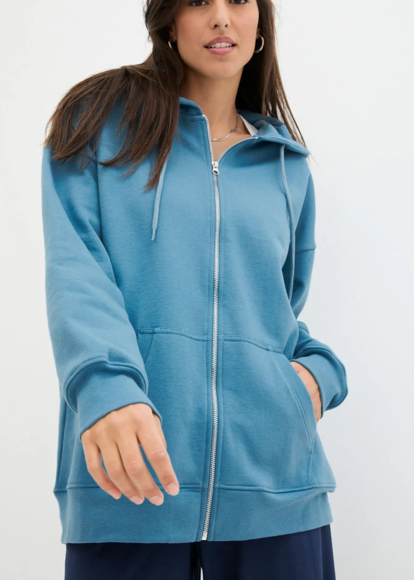 Chaqueta de chándal con capucha
