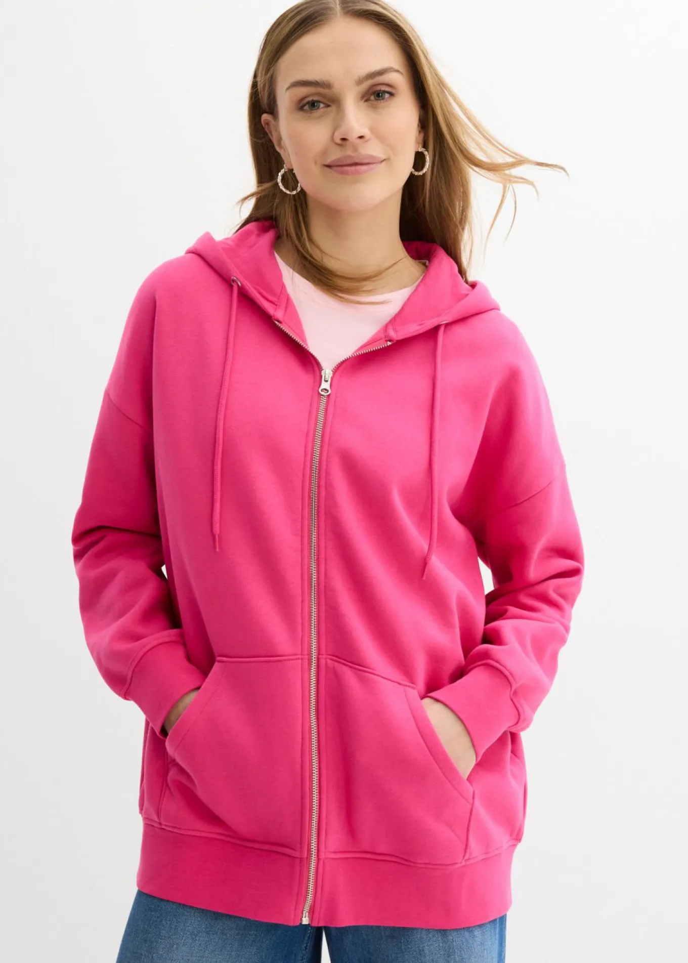 Chaqueta de chándal con capucha