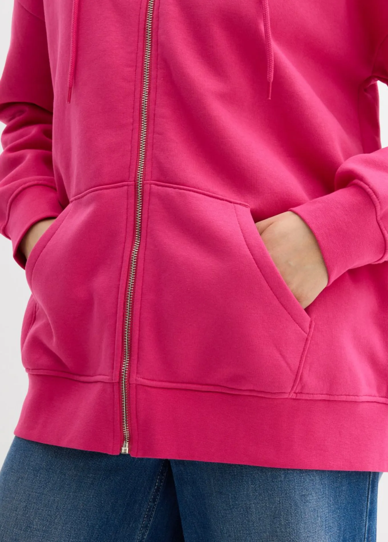 Chaqueta de chándal con capucha