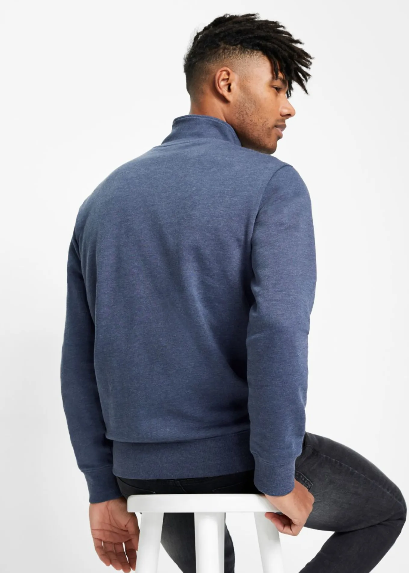 Chaqueta de chándal con cuello alto con detalles de piel sintética