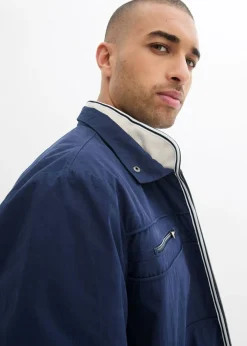 Chaqueta de entretiempo con forma de cazadora y cuello alto