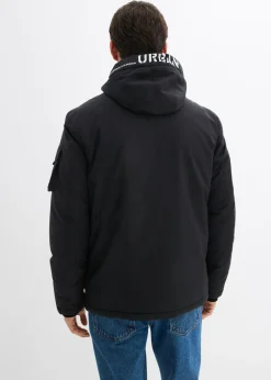Chaqueta de invierno con capucha y muchos bolsillos prácticos