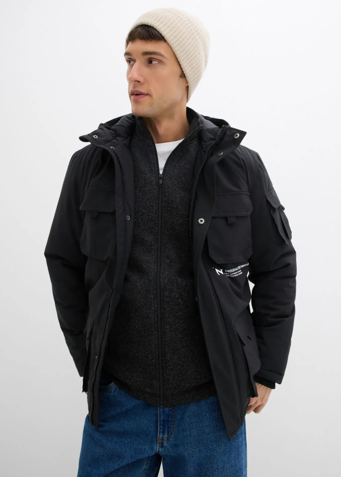 Chaqueta de invierno con capucha y muchos bolsillos prácticos