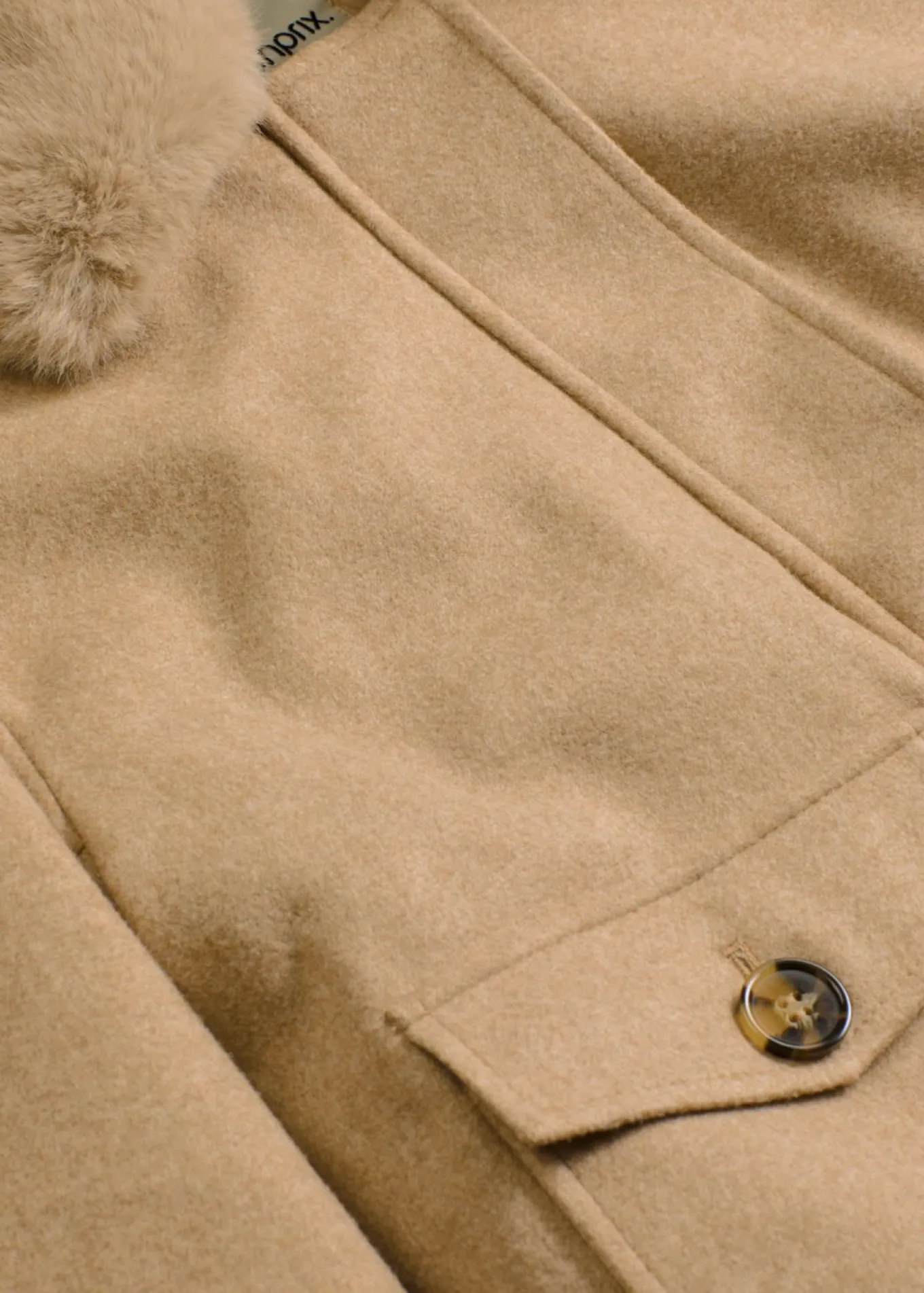 Chaqueta de invierno con aspecto de lana