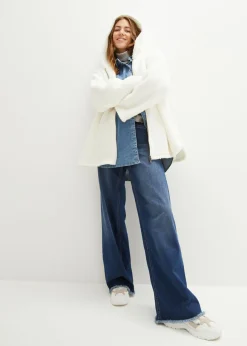 Chaqueta de peluche, corte en A, con aberturas laterales