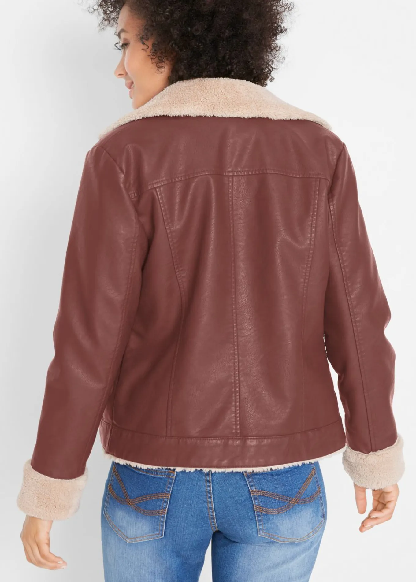 Chaqueta de piel sintética, con forro