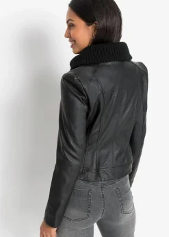 Chaqueta de piel sintética con cuello alto