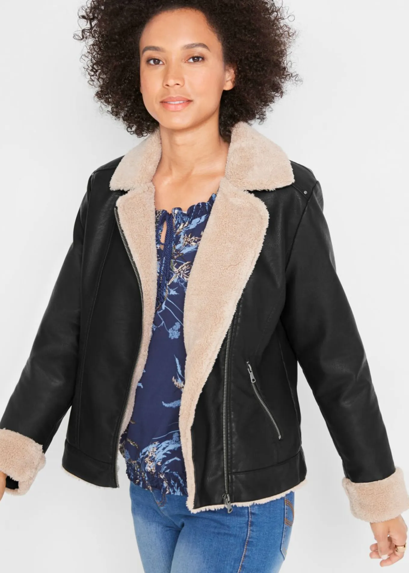 Chaqueta de piel sintética, con forro