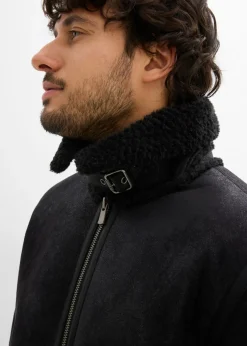 Chaqueta de piel sintética con forro polar