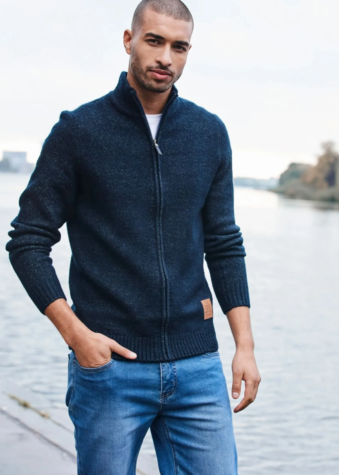Chaqueta de punto con cuello alto
