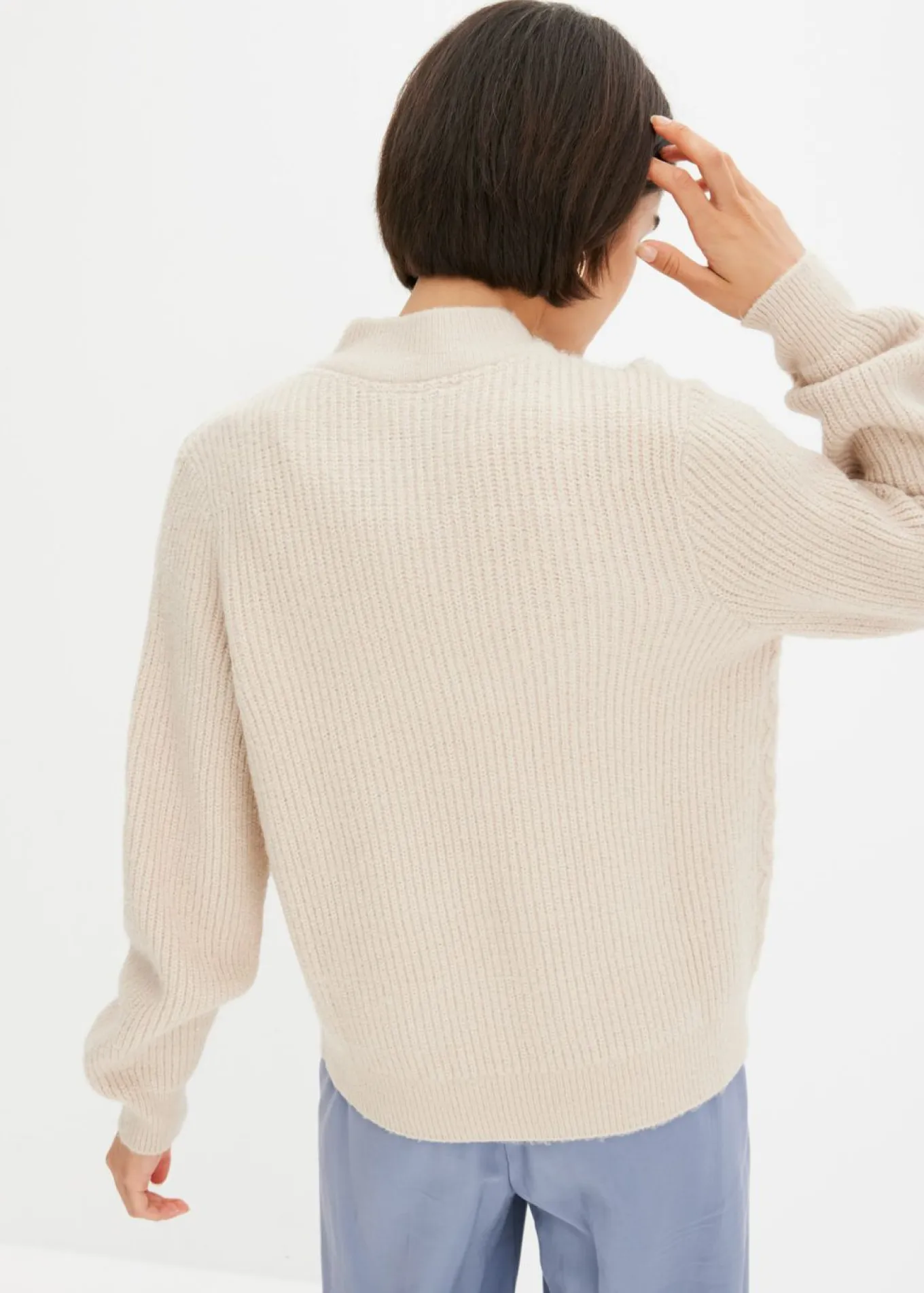 Chaqueta de punto con patrón trenzado