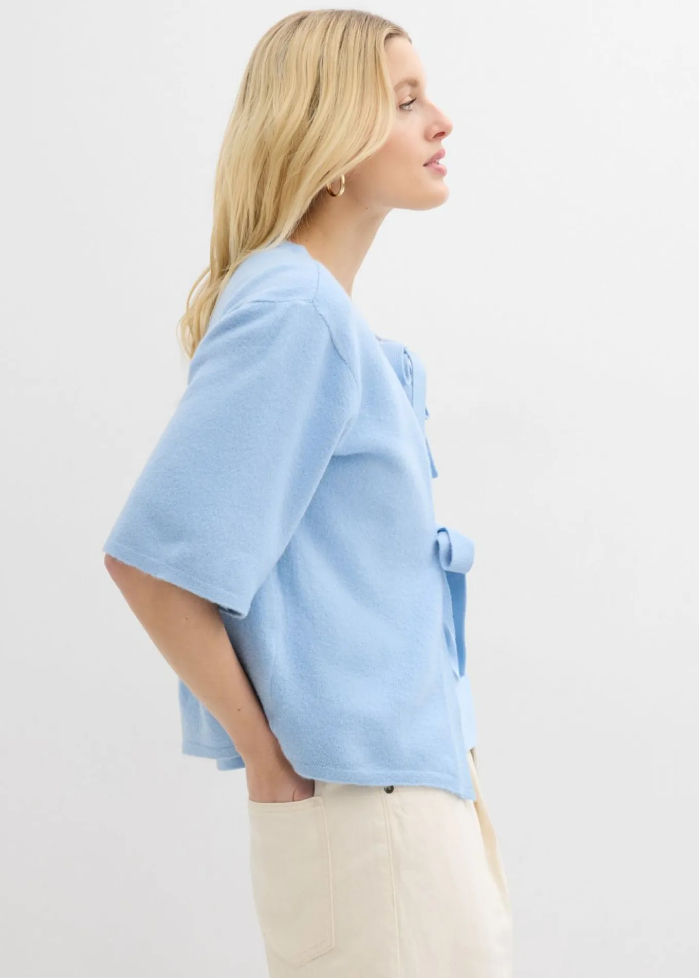 Chaqueta de punto fino con lazo