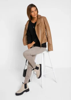 Chaqueta de punto fino con algodón reciclado