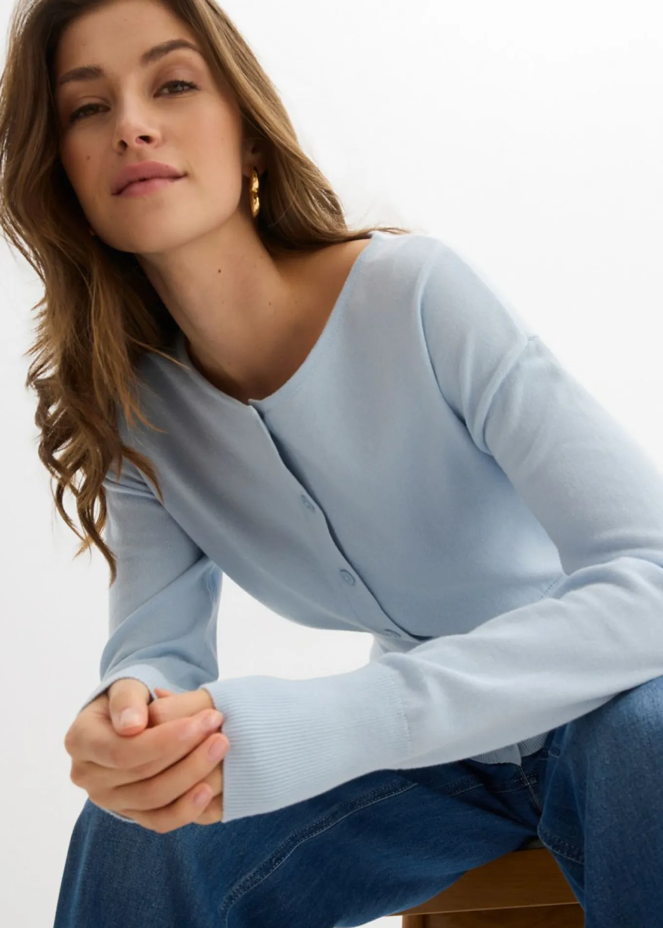 Chaqueta de punto fino con cuello redondo