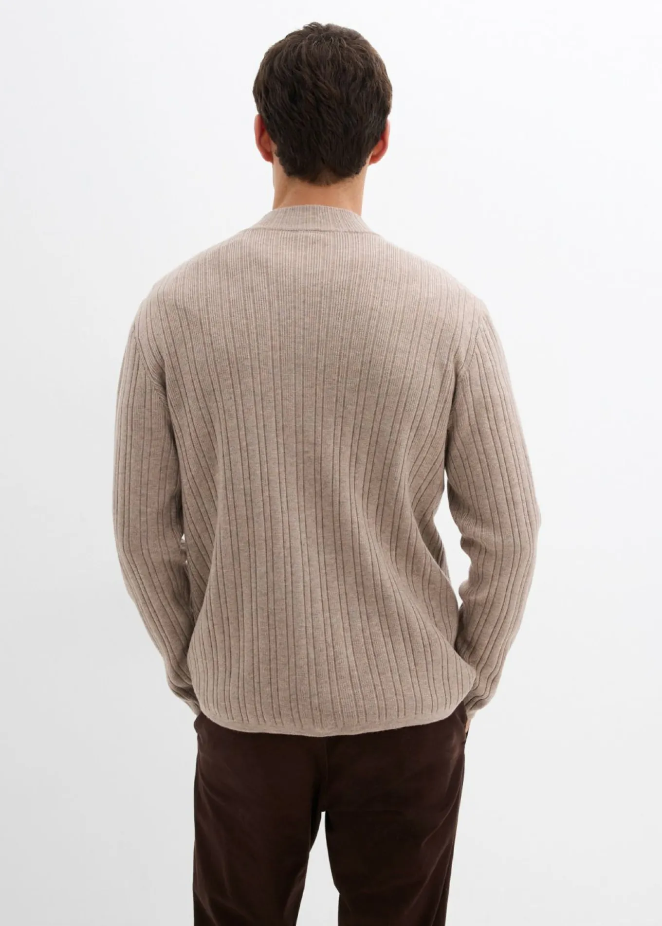 Chaqueta de punto fino de canalé