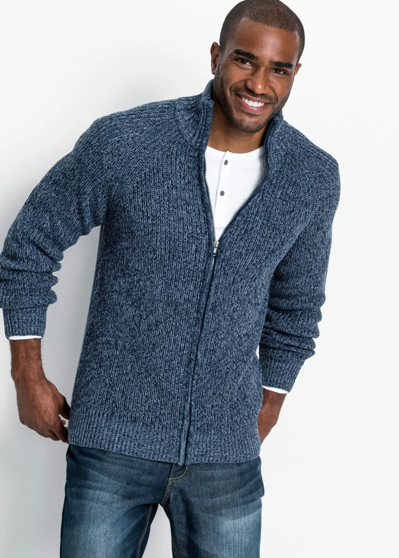 Chaqueta de punto grueso con capucha de suave mezcla de algodón