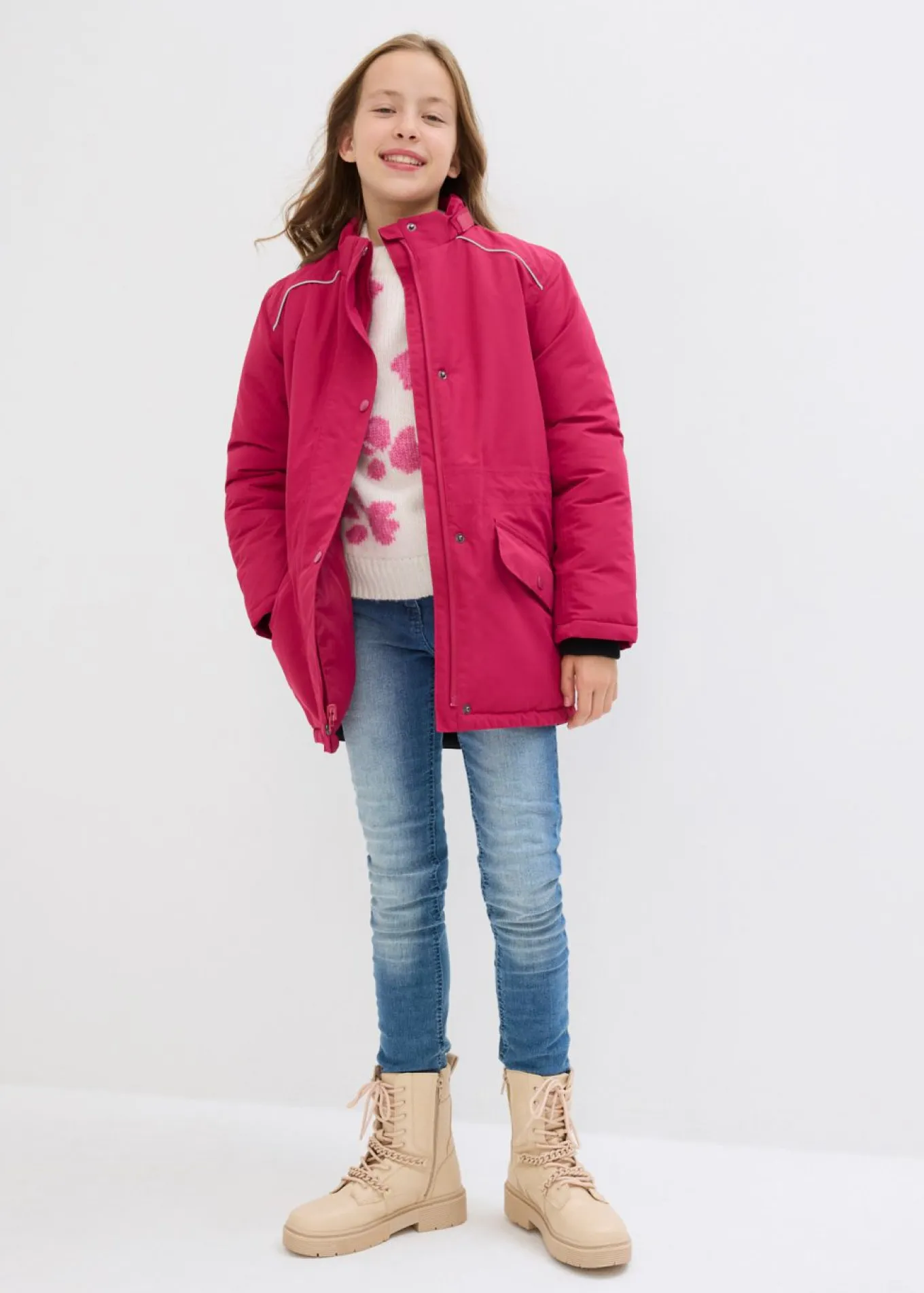 Chaqueta funcional impermeable con capucha desmontable y detalles reflectantes