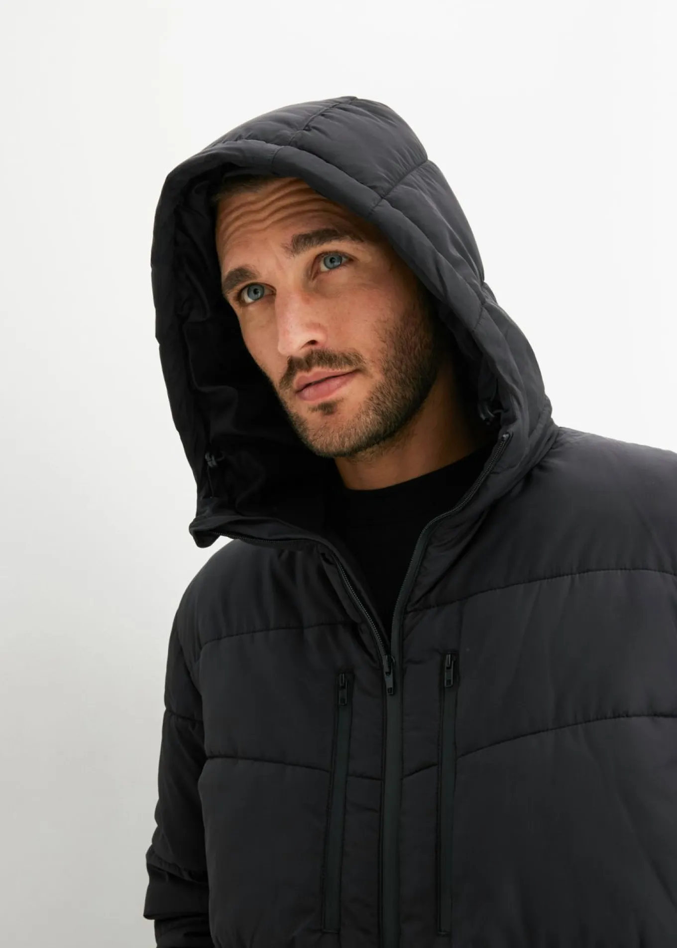 Chaqueta funcional repelente al agua con acabado Bionic